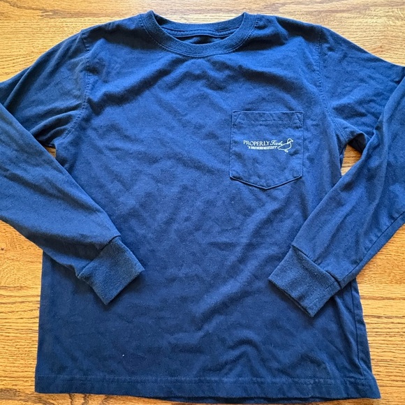 Properly tied LS navy t-shirt- boys size Small - Picture 1 of 4